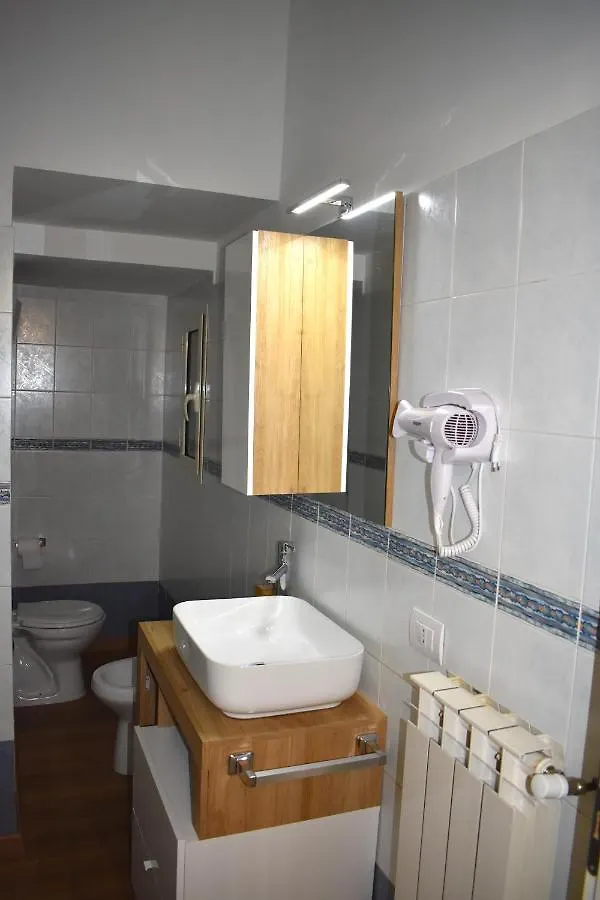 Apartment Casa Vacanze Oikia - Room Orchidea Naples